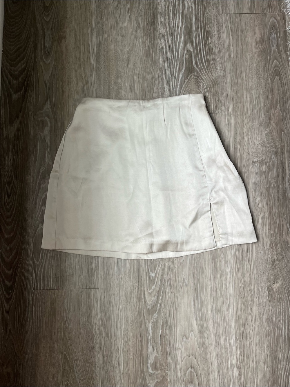 Abercrombie & Fitch Ivory Mini Skirt with Side Slit